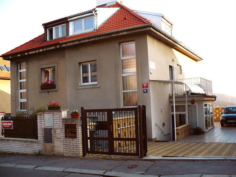 Pension Nika Praha Bagian luar foto