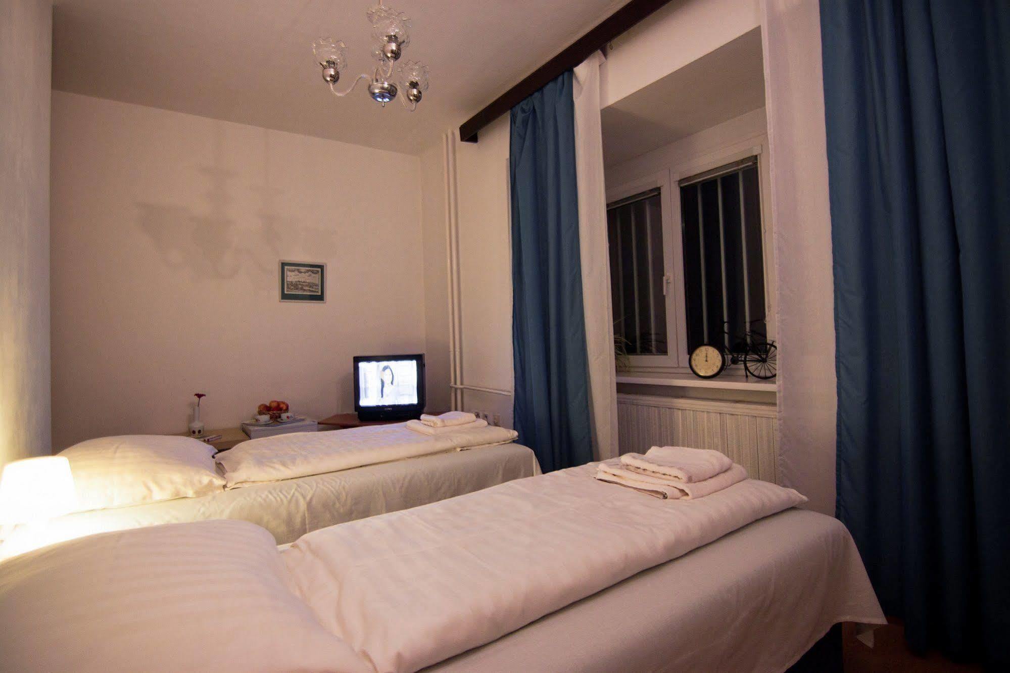 Pension Nika Praha Bagian luar foto