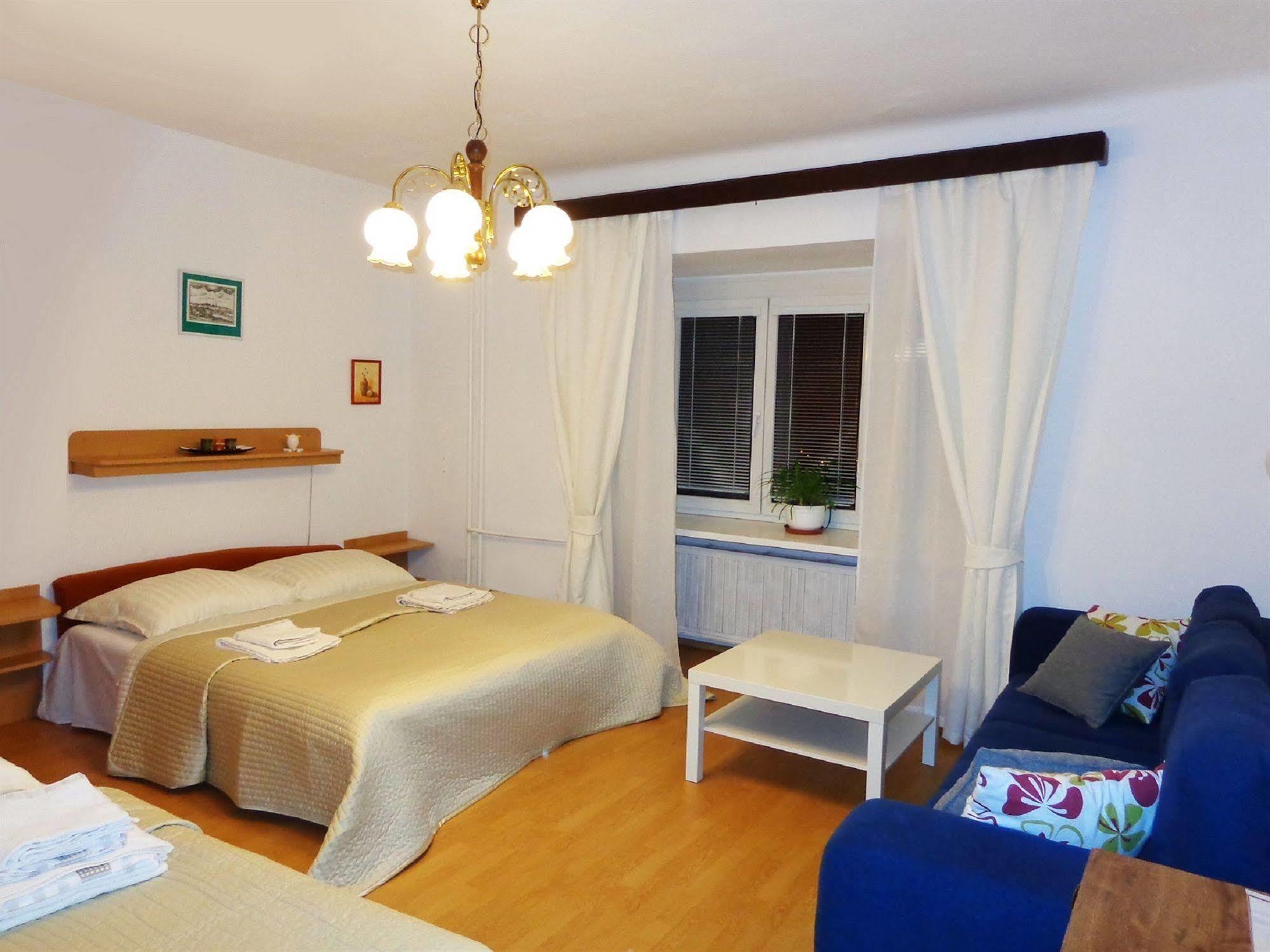 Pension Nika Praha Bagian luar foto